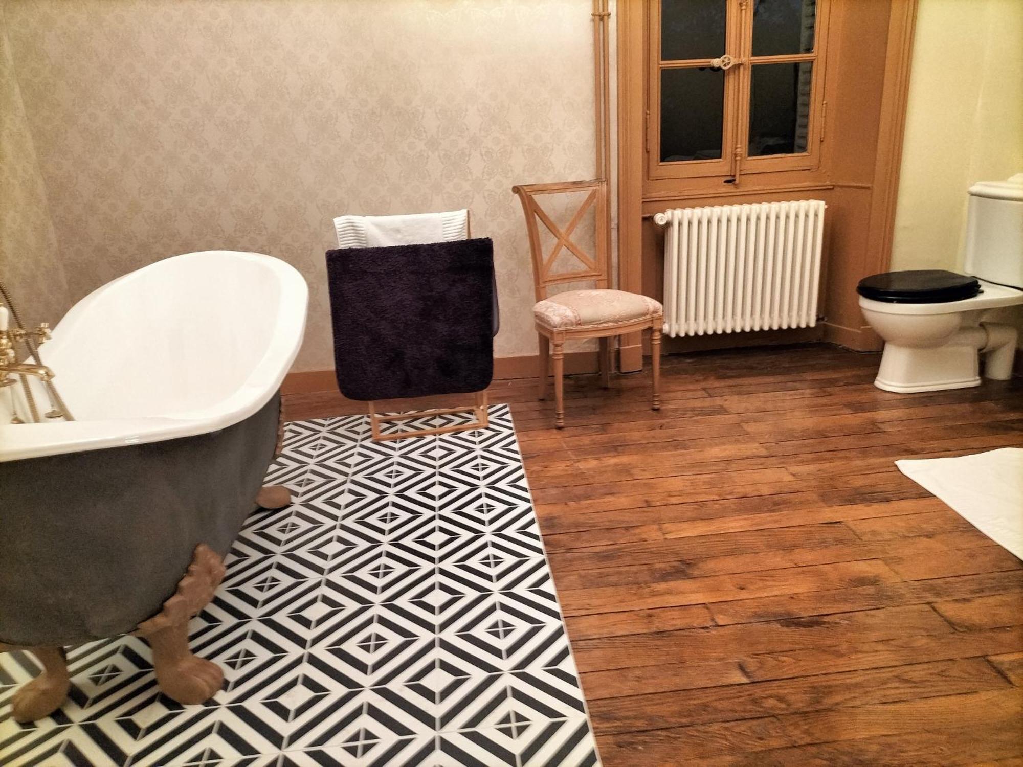찬토네이 Chateau Le Puybelliard B&B 외부 사진